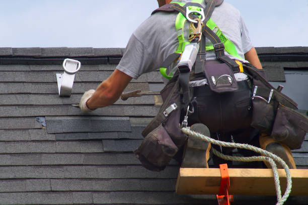 Best Commercial Roof Installation  in Montello, WI